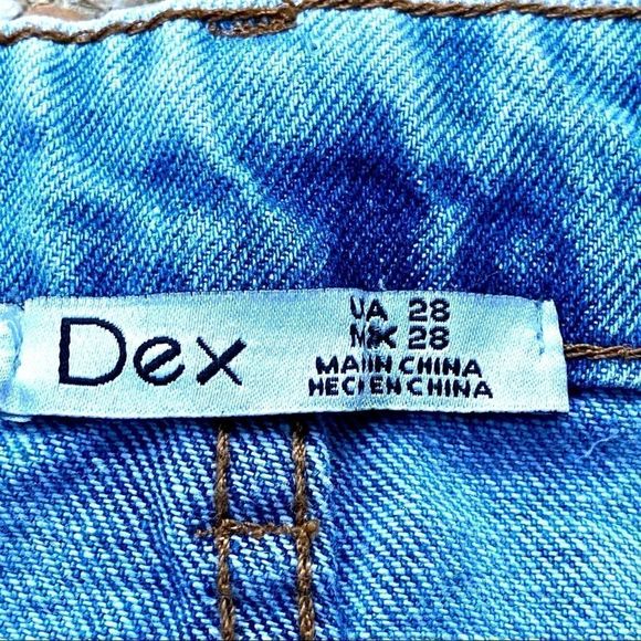 Dex Floral Beaded Embroidered Distressed Raw Hem Jean Mini Skirt Size 28 - Picture 2 of 11